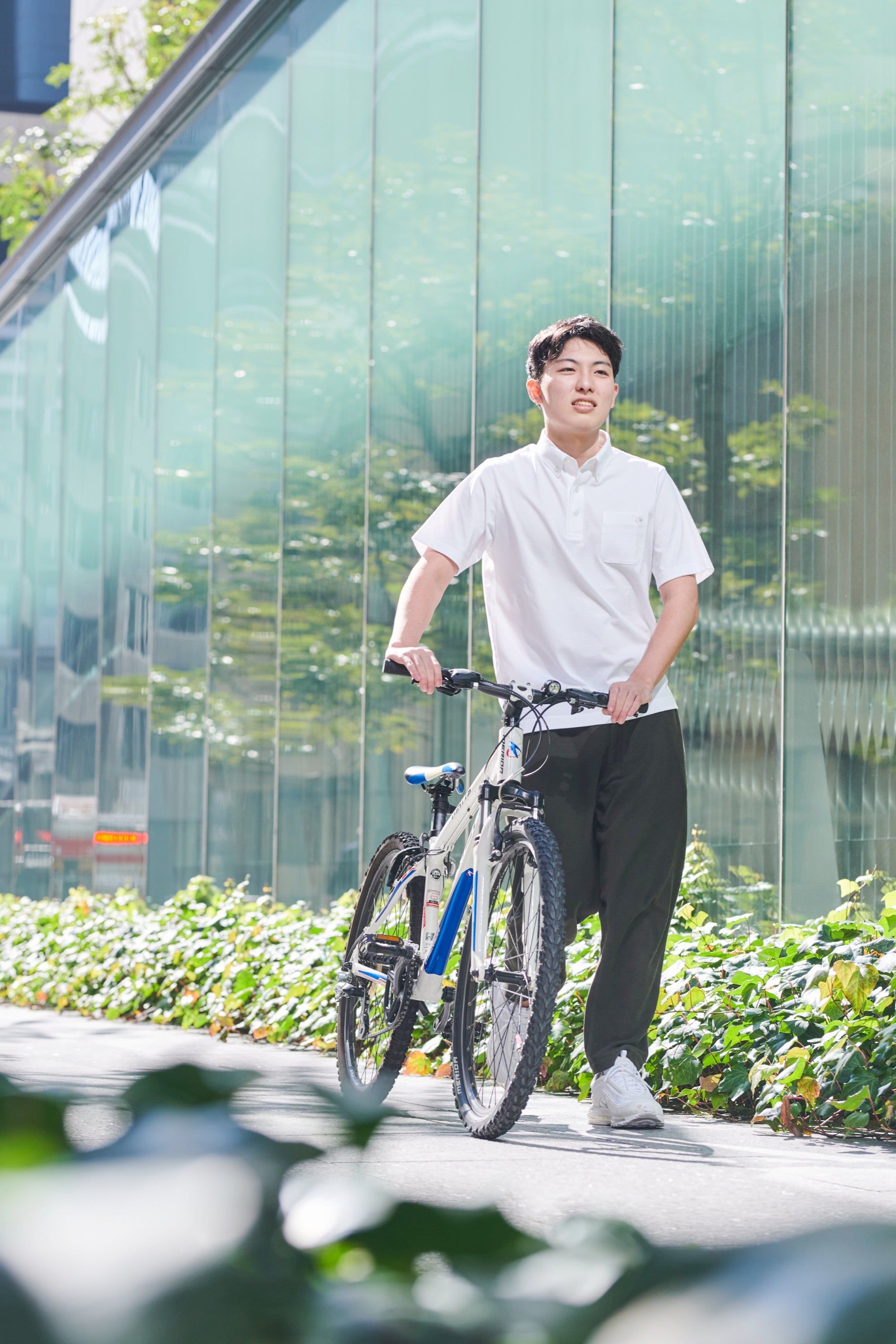 BUTTON-DOWN 柔らかストレッチ素材_WHITE